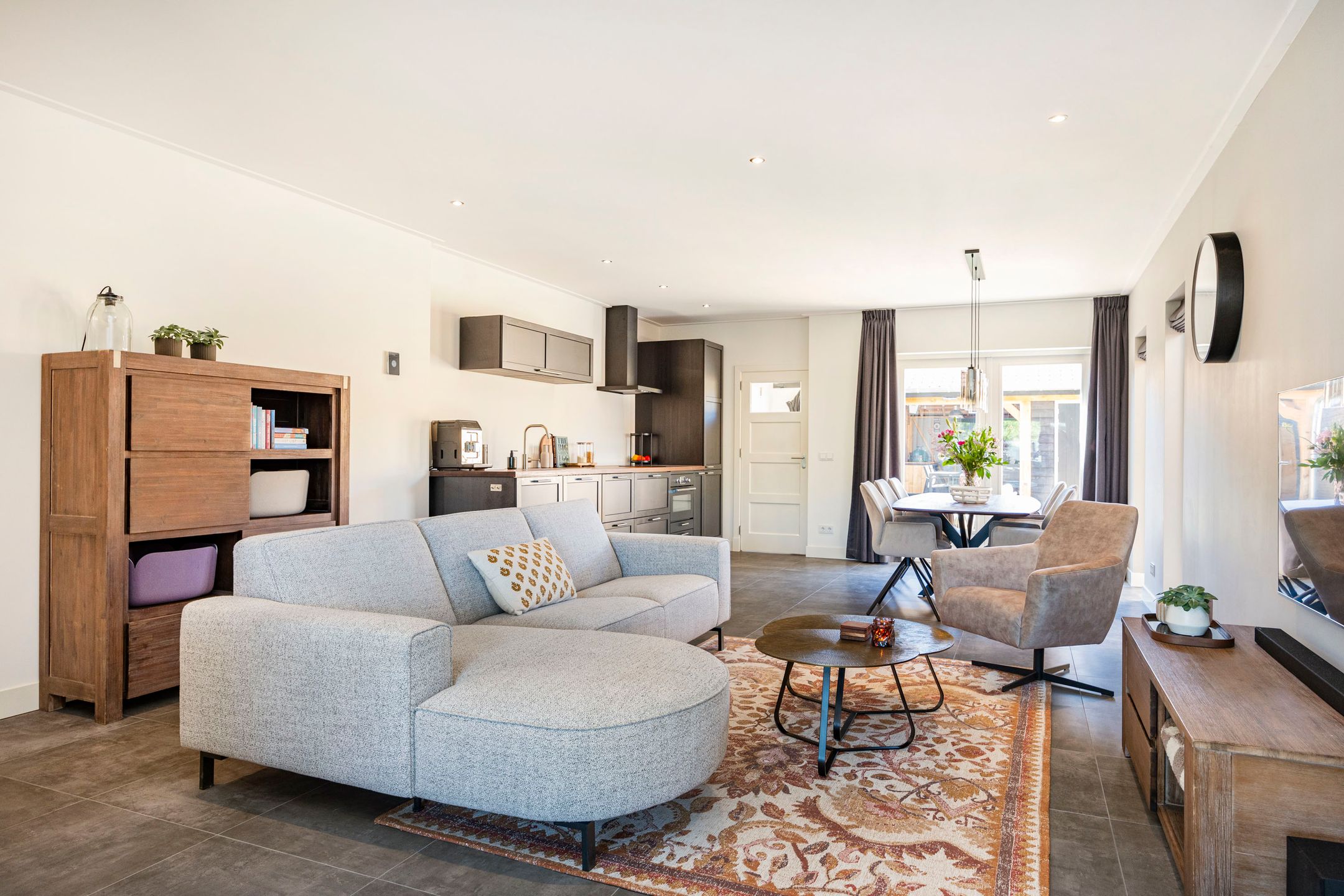 Photo 12 of Magdalenalaan 8