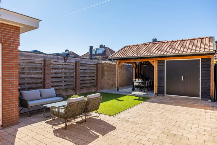 Photo 25 of Magdalenalaan 8