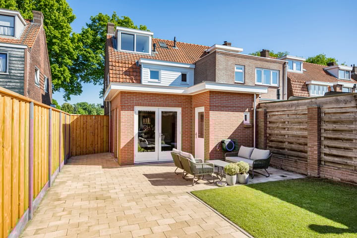 Photo 28 of Magdalenalaan 8