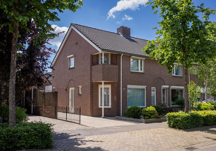 Foto 6 van Braamstraat 11