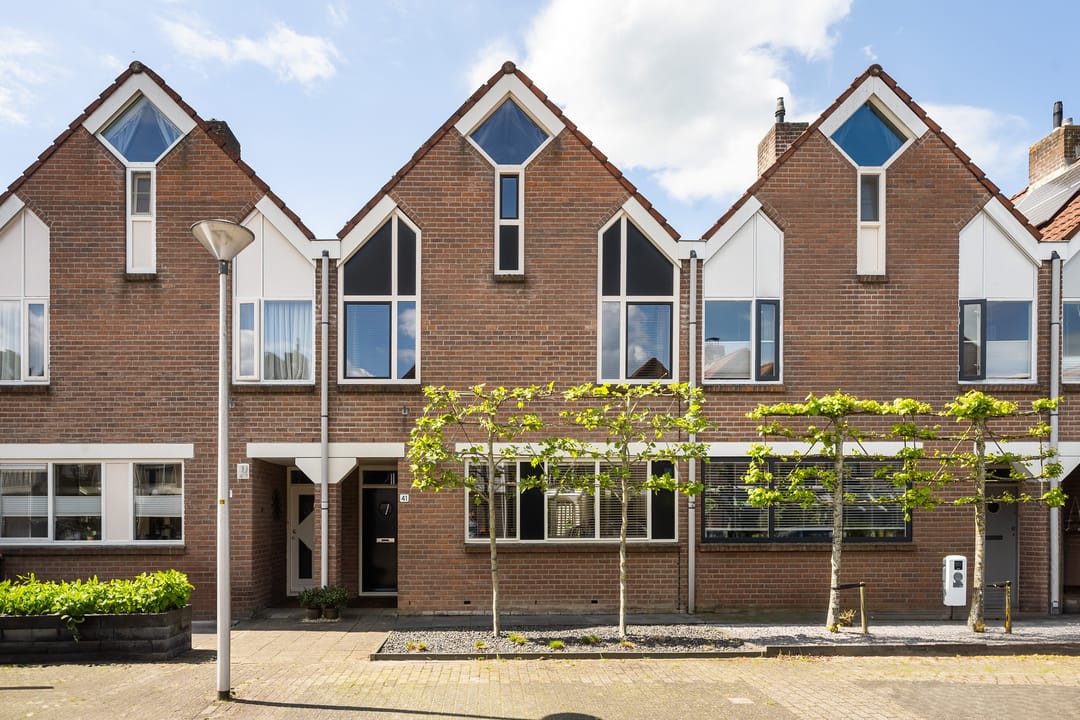 Foto 1 van Snavel van Emekamp 41