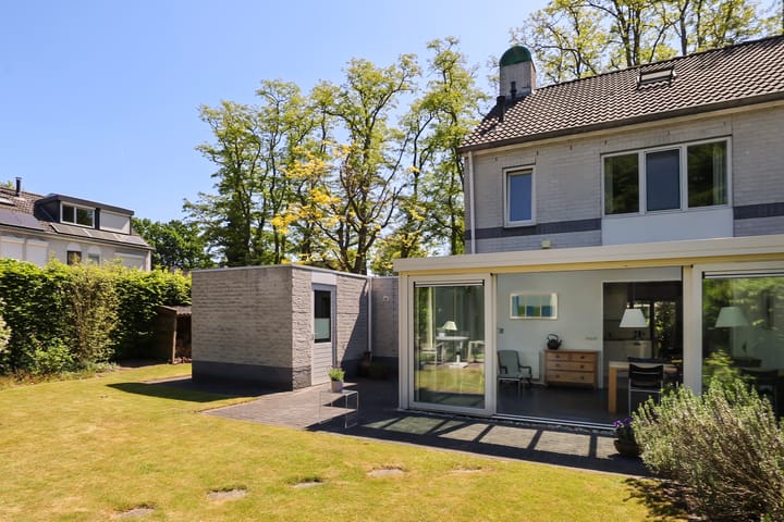 Foto 28 van Meidoorn 19