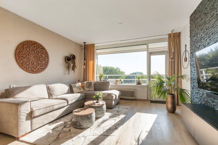 Photo 13 of Zernikelaan 386