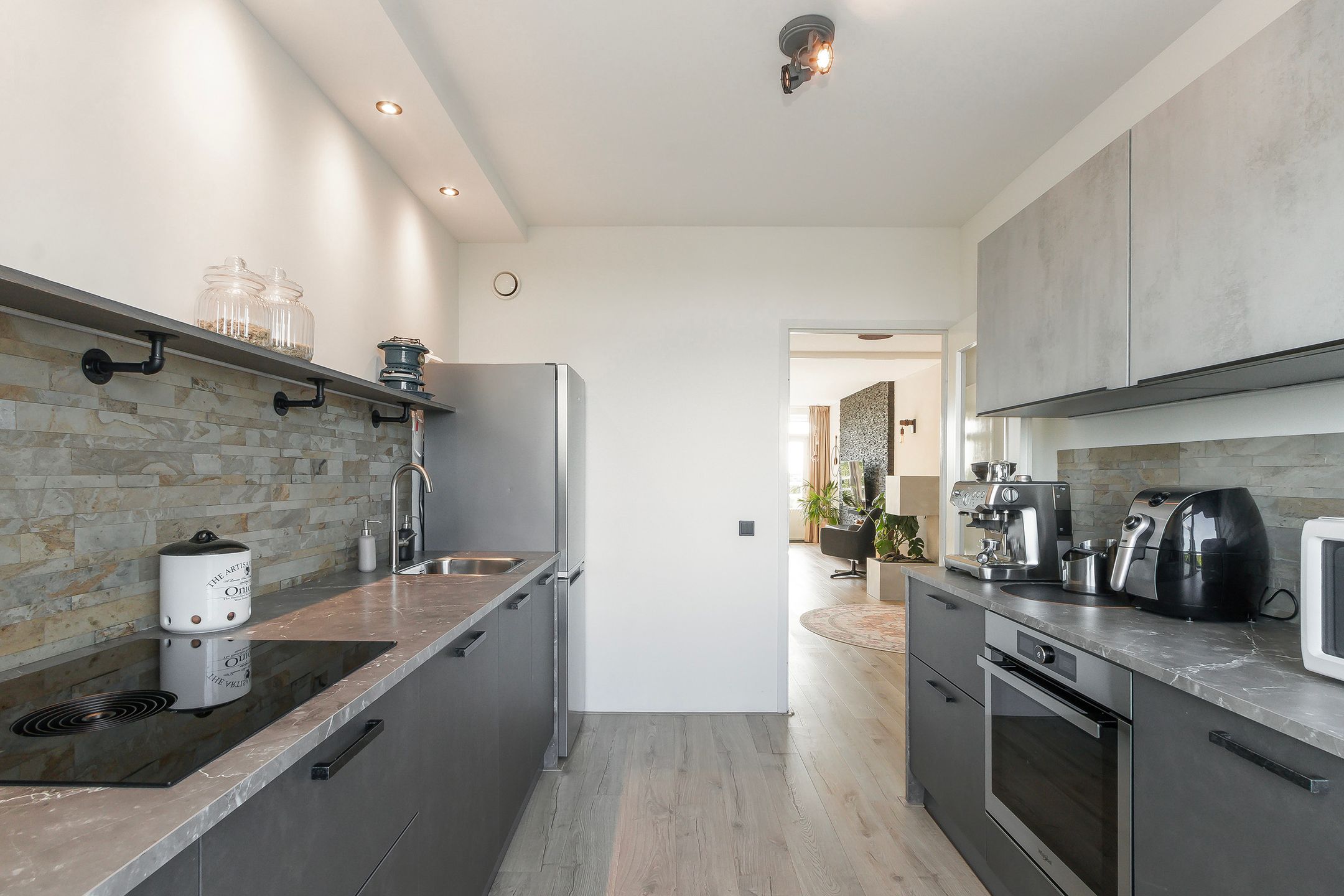 Foto 21 van Zernikelaan 386