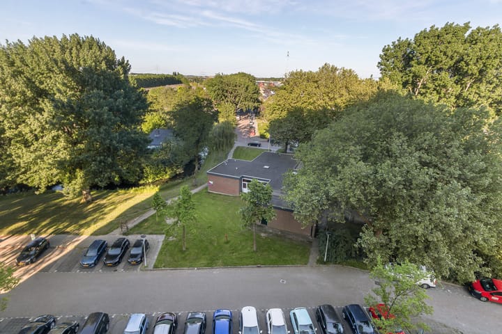 Photo 41 of Zernikelaan 386