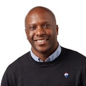 Donovan Mac Nack - Taxateur