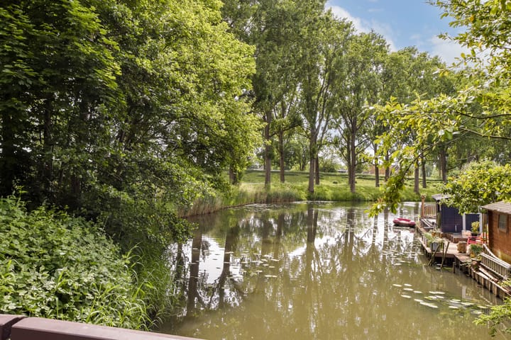 Foto 23 van Henriëtte Roland Holst-erf 68