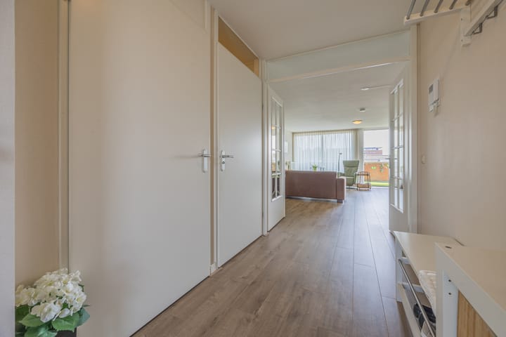 Foto 18 van Mathenessestraat 55-C9