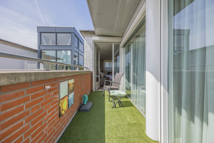 Foto 40 van Mathenessestraat 55-C9