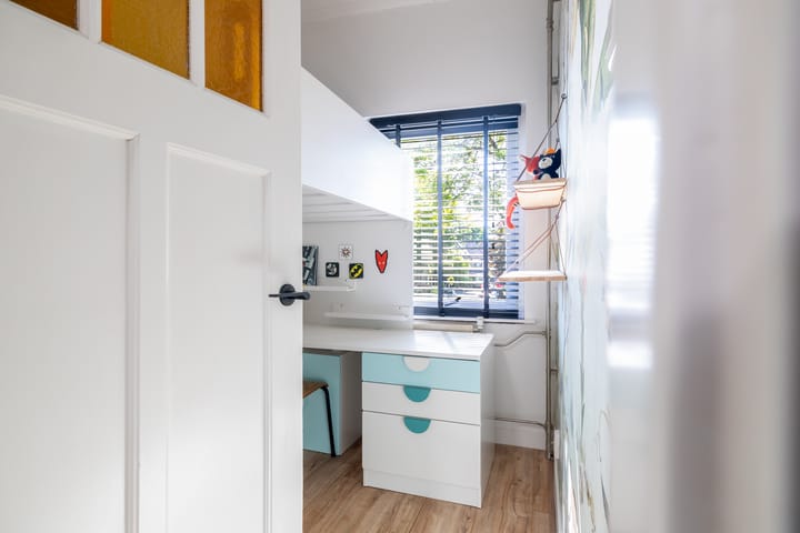 Foto 29 van van Duijvenvoordestraat 53