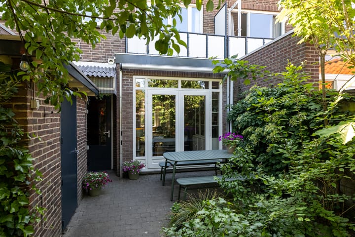 Foto 39 van van Duijvenvoordestraat 53