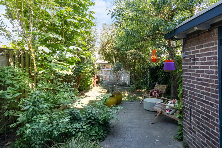 Foto 40 van van Duijvenvoordestraat 53