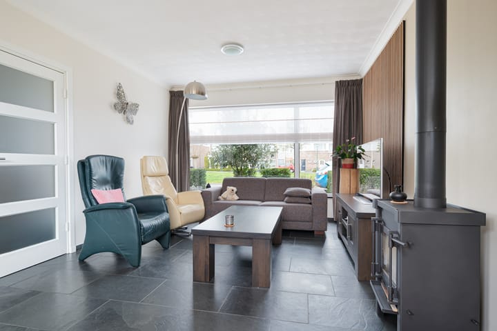 Foto 2 van Anjerlaan 34