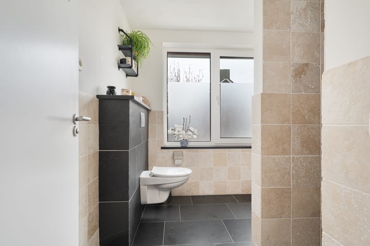 Foto 17 van Anjerlaan 34