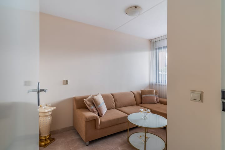 Foto 8 van Lobattostraat 63