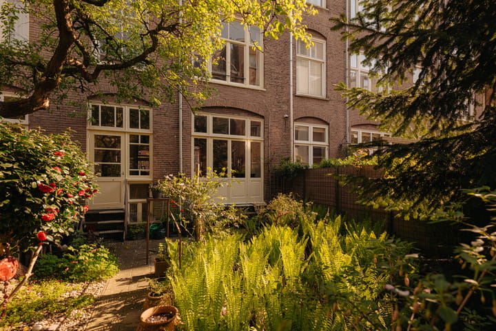 Photo 9 of Valeriusstraat 146-H