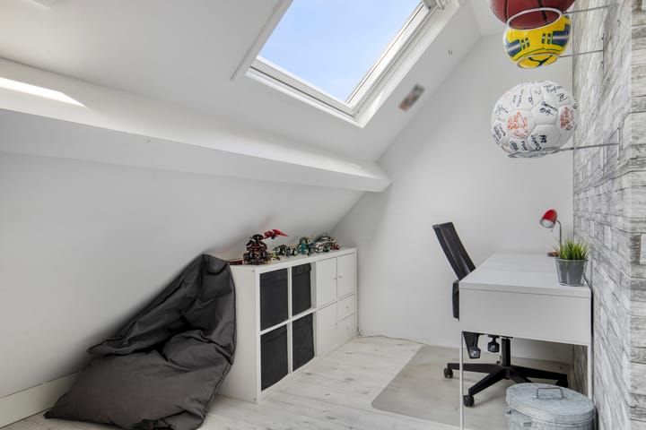 Foto 34 van Zwaanwijk 12