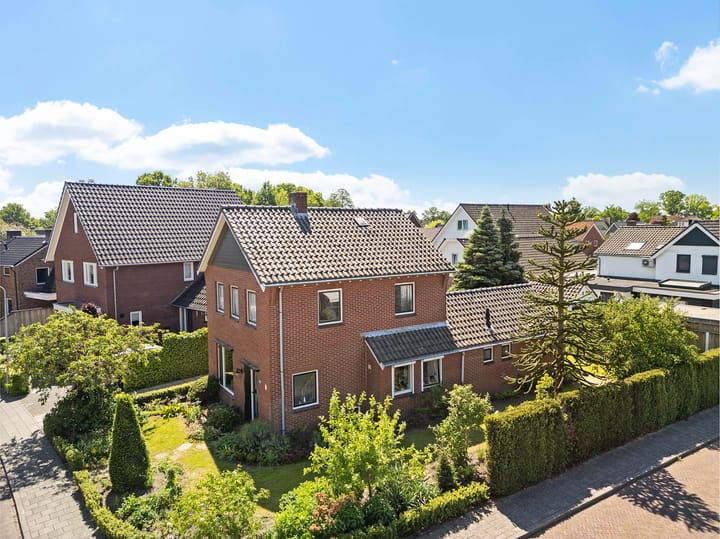 Foto 2 van Emmastraat 18