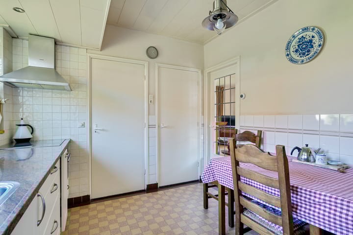 Foto 15 van Emmastraat 18