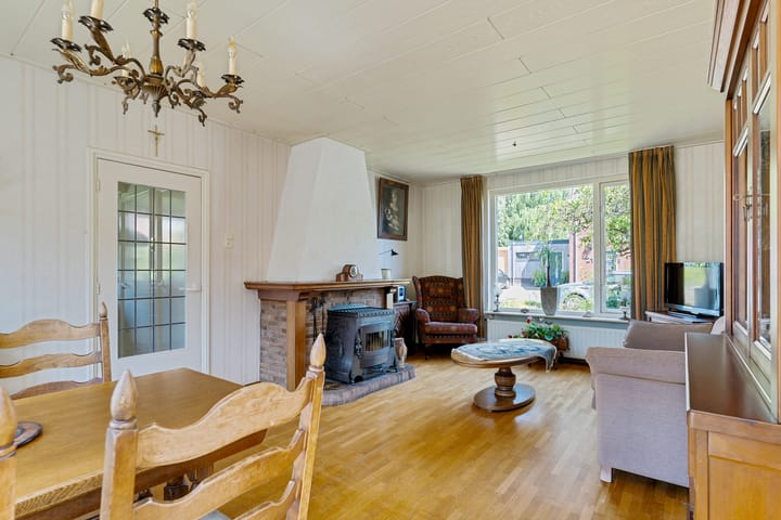 Foto 19 van Emmastraat 18