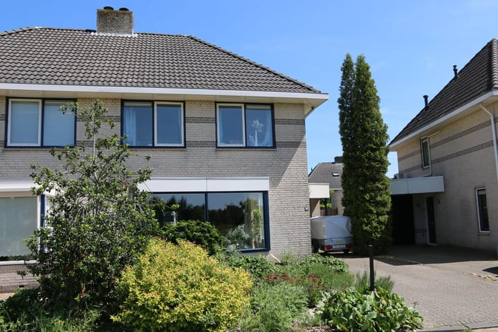 Foto 2 van J. van Zantenstraat 15