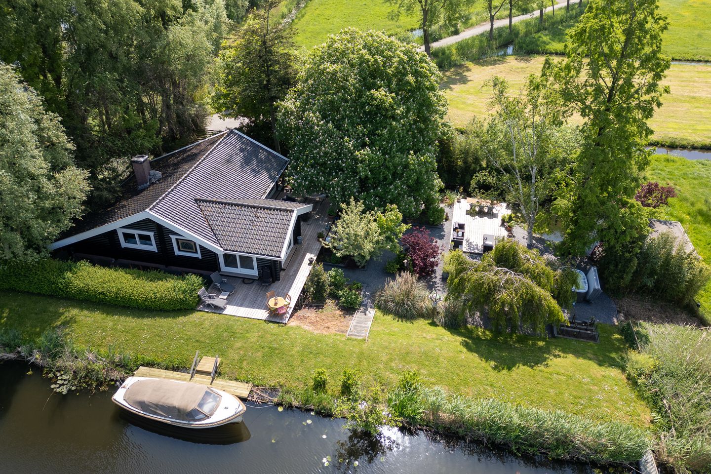 Foto 4 van Oukoop 15