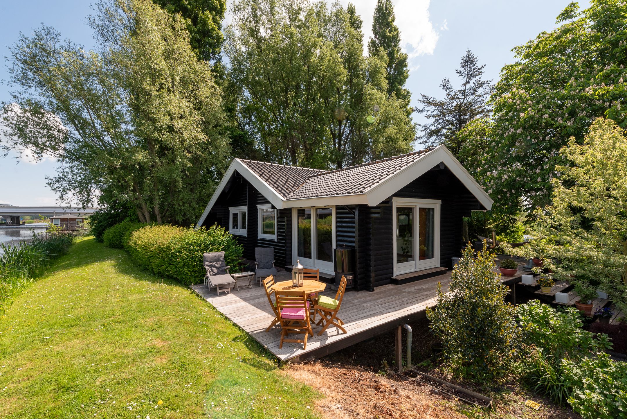 Foto 3 van Oukoop 15