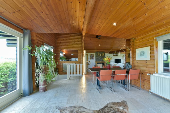 Foto 16 van Oukoop 15