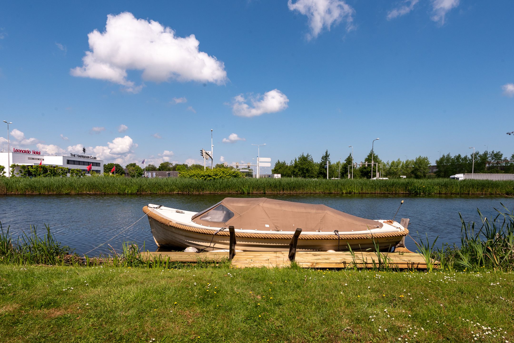 Foto 24 van Oukoop 15