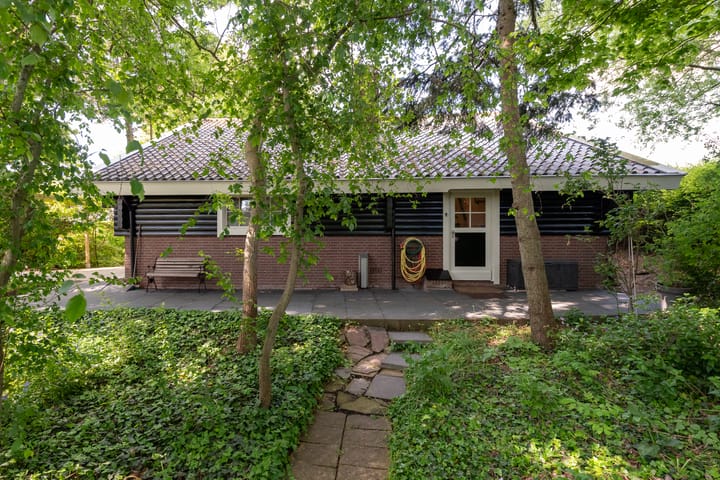 Foto 46 van Oukoop 15