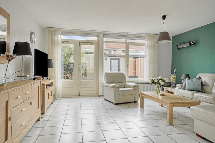 Foto 5 van Linzenakker 1