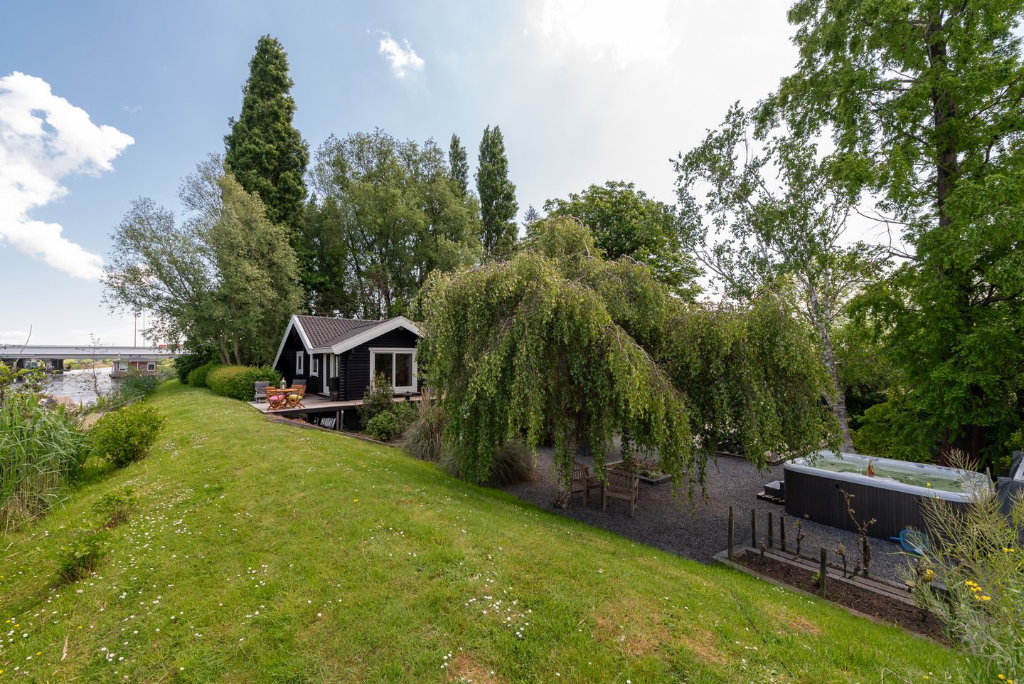 Foto 59 van Oukoop 15