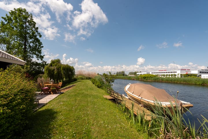 Foto 60 van Oukoop 15