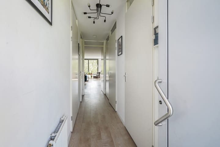 Foto 14 van J.L. van Rijweg 84