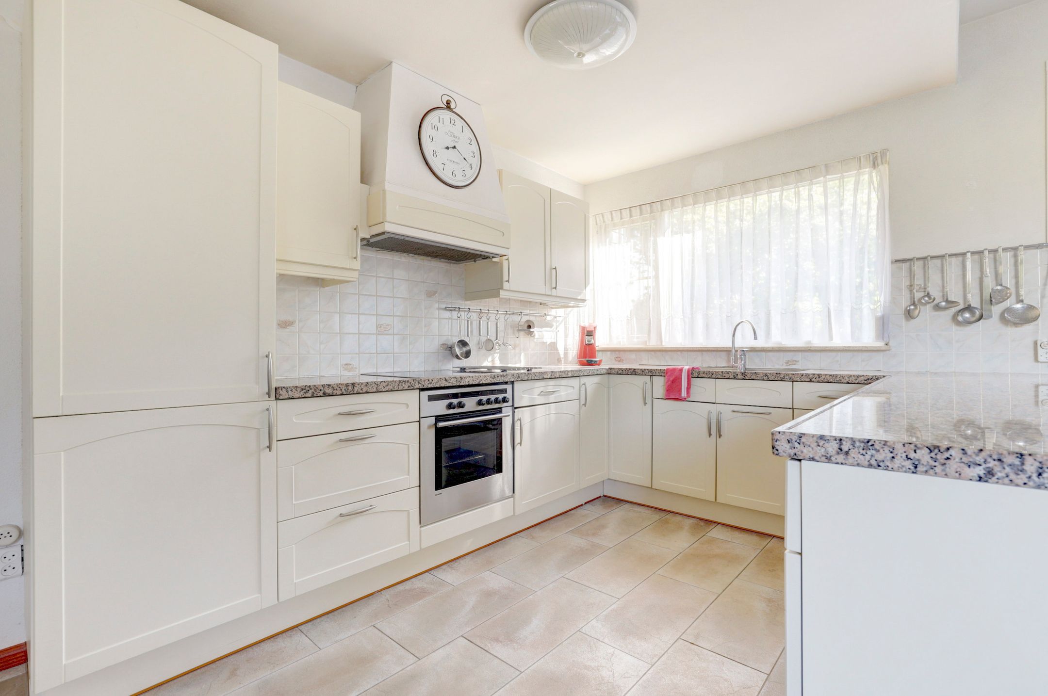 Foto 12 van Talmaplantsoen 62