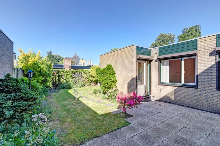 Foto 17 van Talmaplantsoen 62