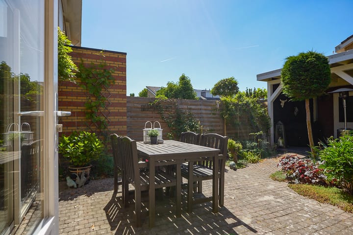 Photo 51 of Laan van Loevestein 21