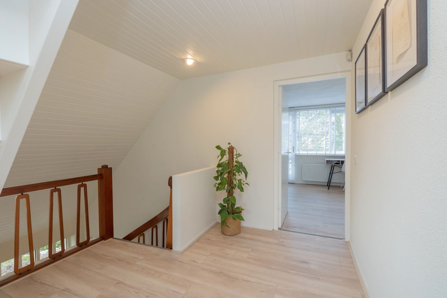 Photo 44 of Kooikersweg 5