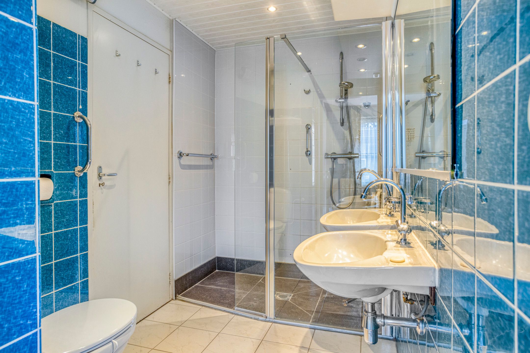 Foto 24 van Maaslaan 25