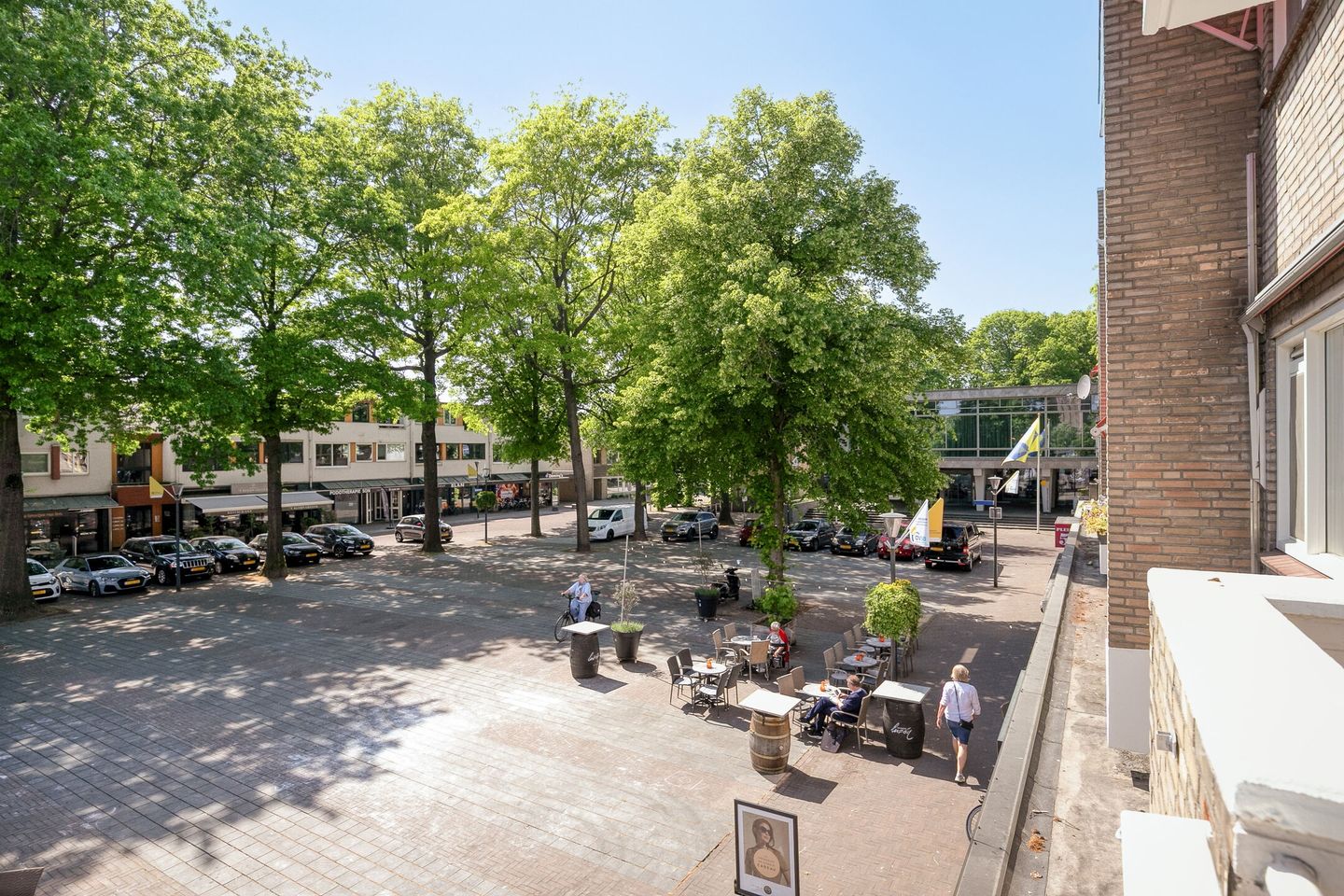Foto 20 van Raadhuisplein 17