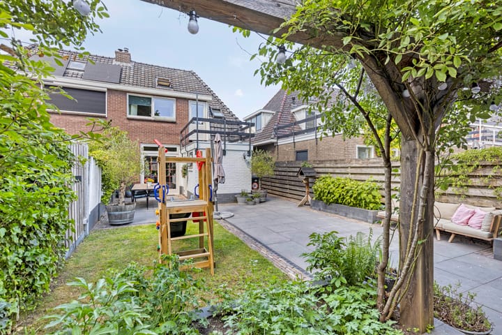 Foto 39 van Alteveerstraat 49