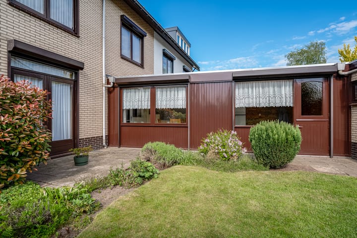 Foto 4 van Ds J A Visserstraat 29