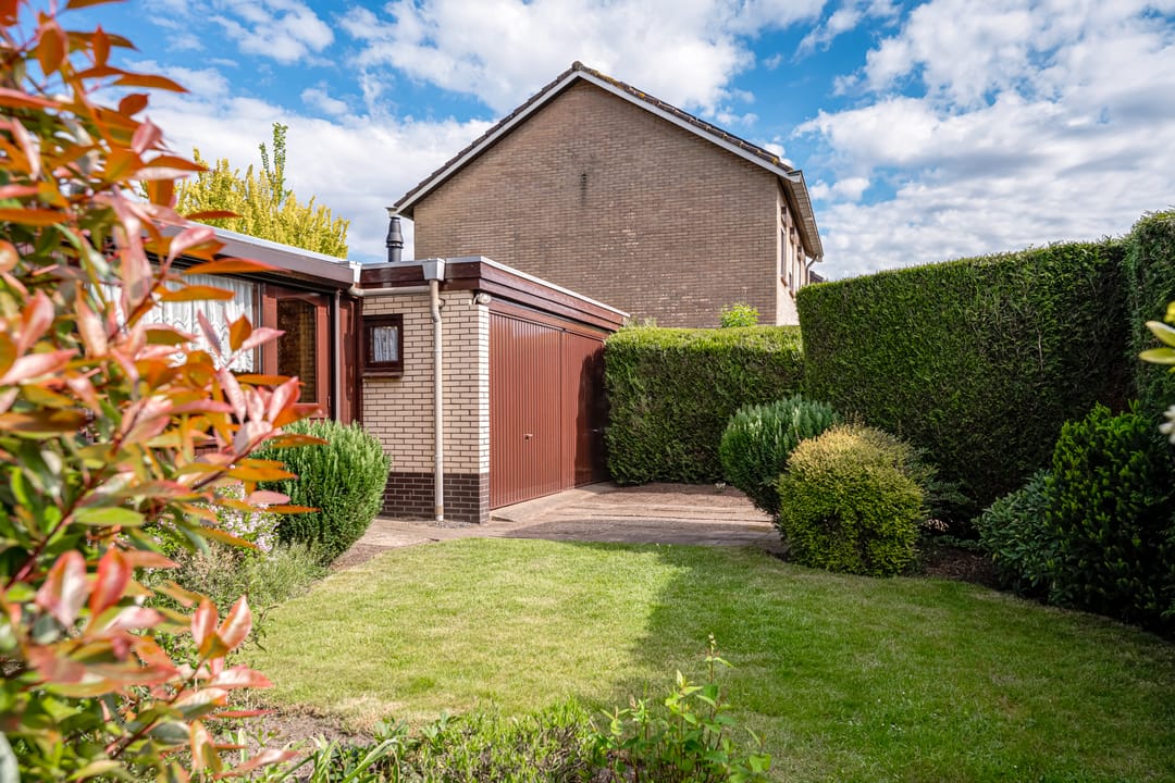 Foto 28 van Ds J A Visserstraat 29