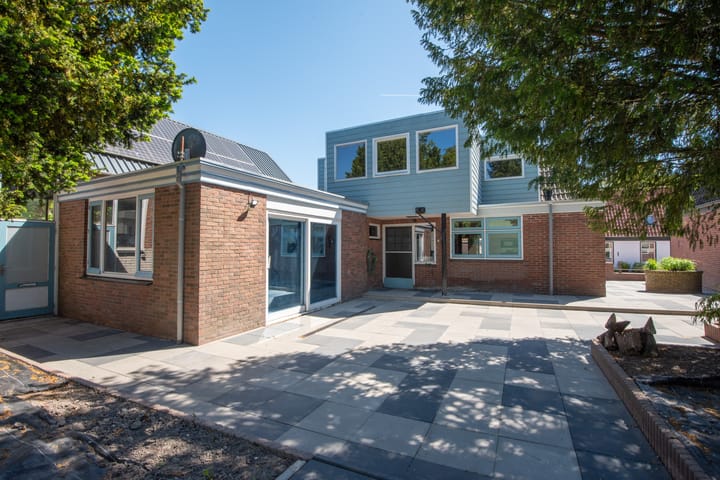 Photo 2 of Oosterstraat 45