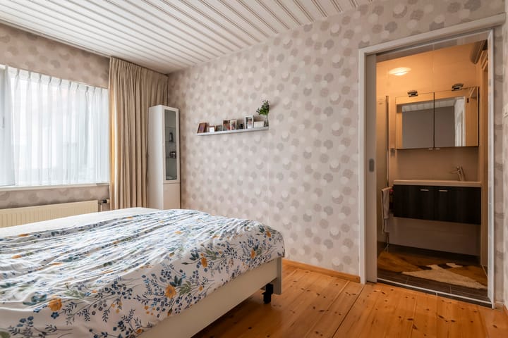 Photo 16 of Seringenstraat 10