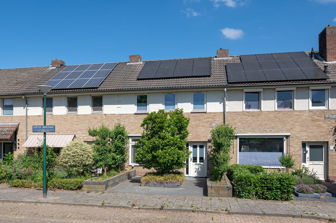 Photo 1 of Hertog Janstraat 35