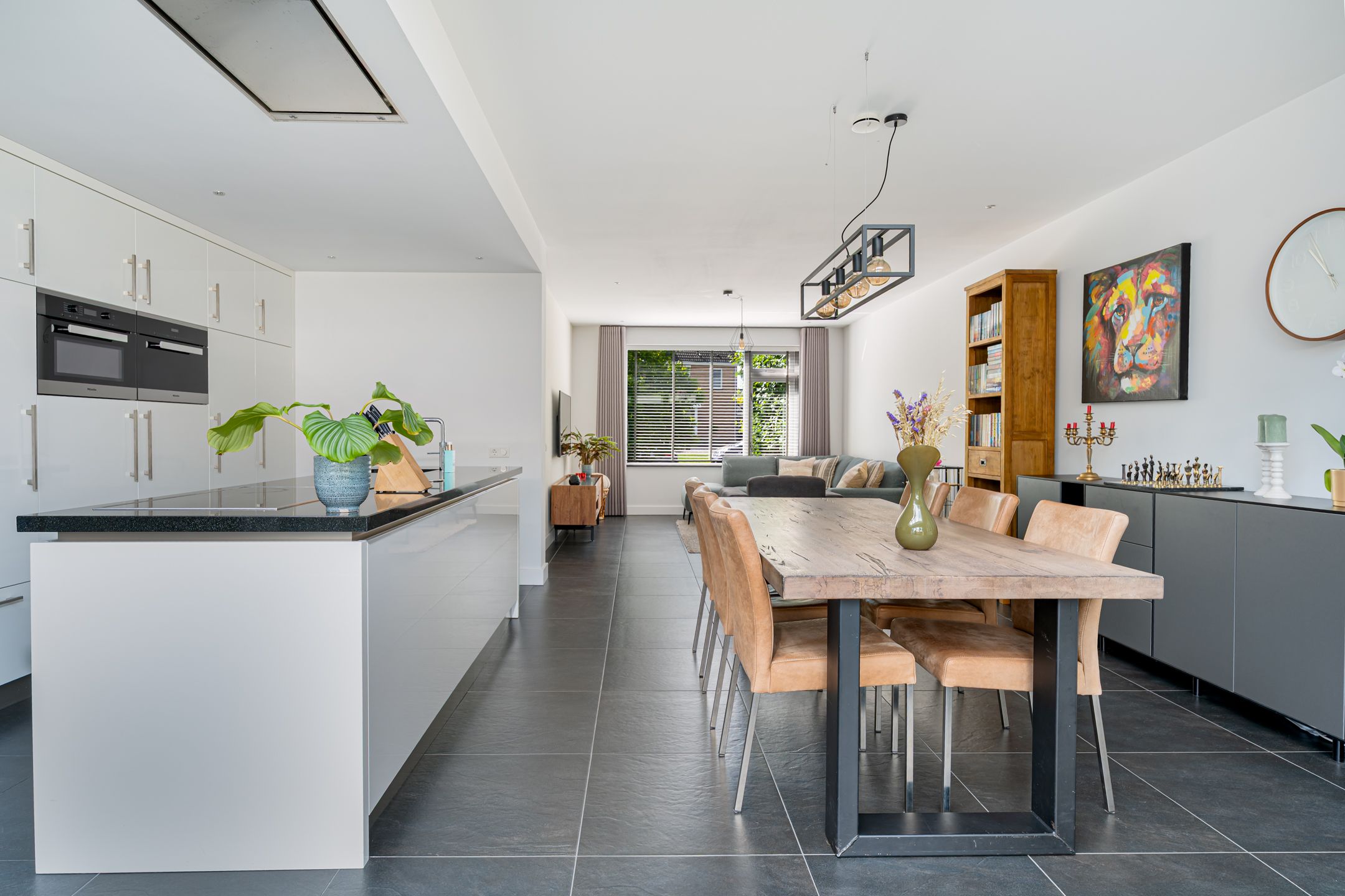 Photo 3 of Hertog Janstraat 35