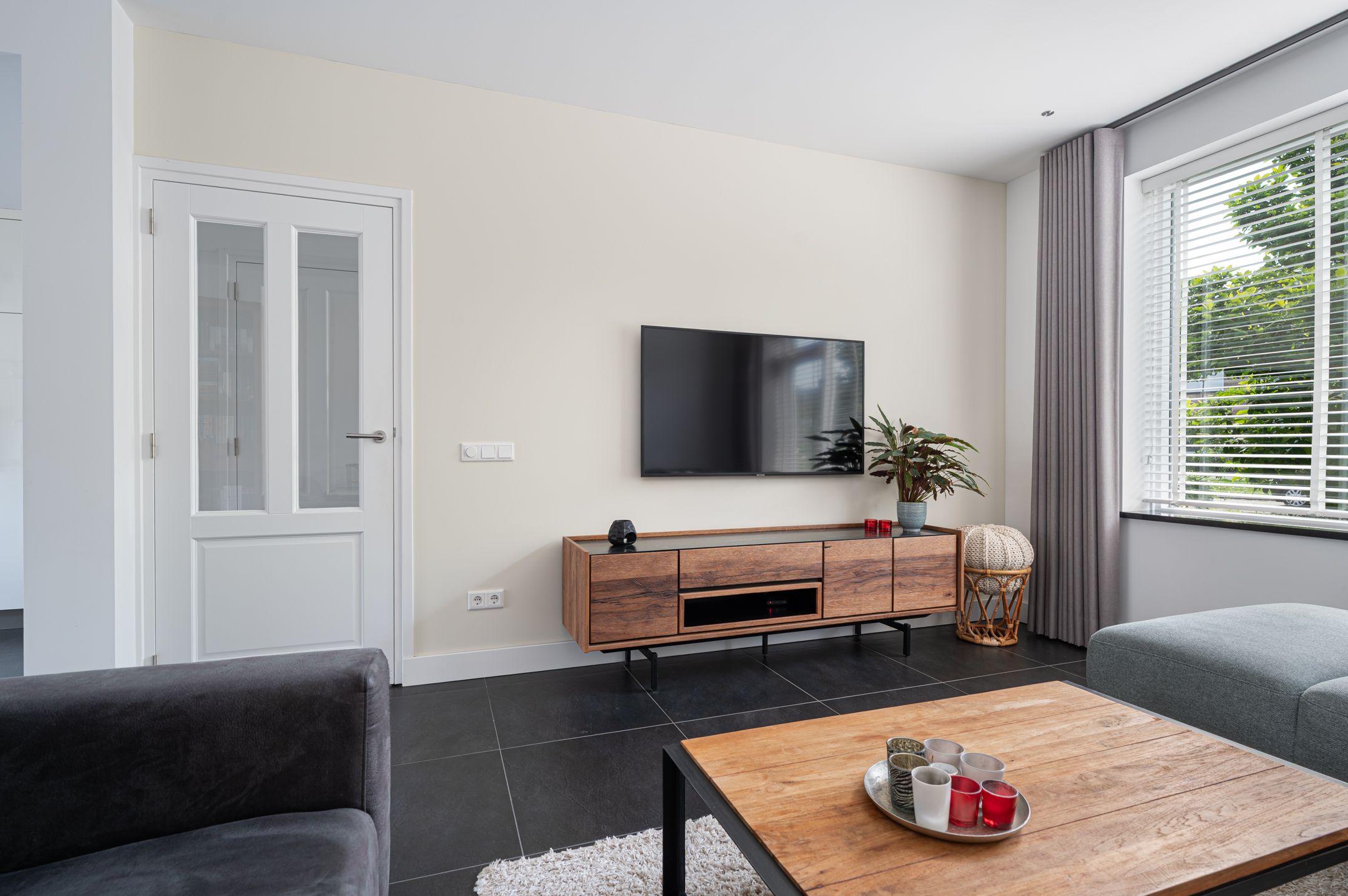 Photo 9 of Hertog Janstraat 35