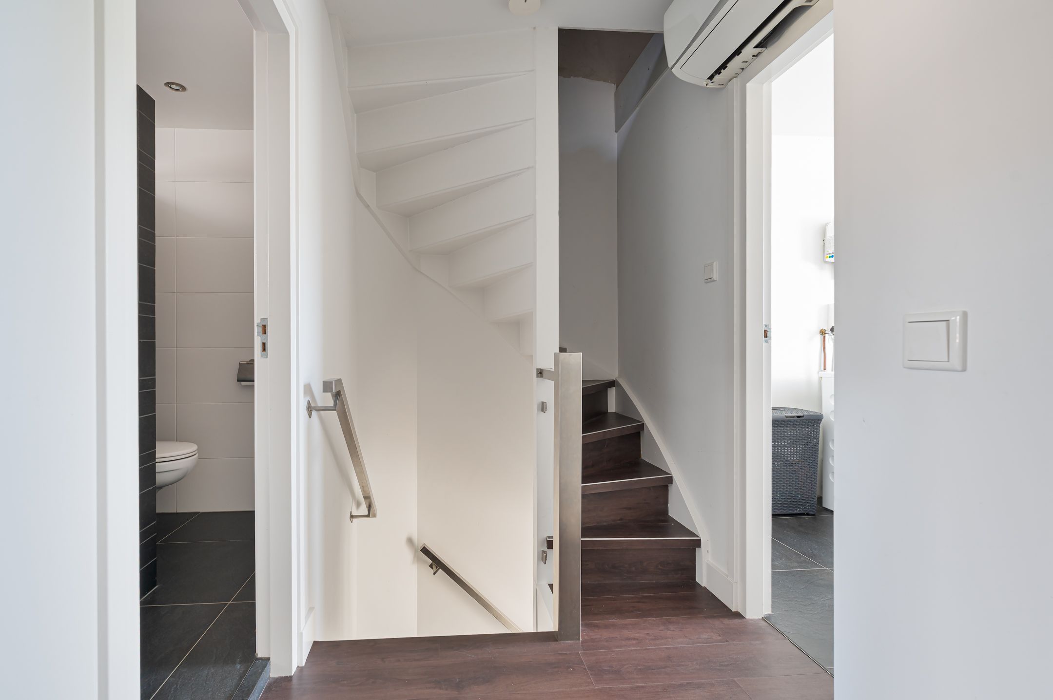 Photo 27 of Hertog Janstraat 35