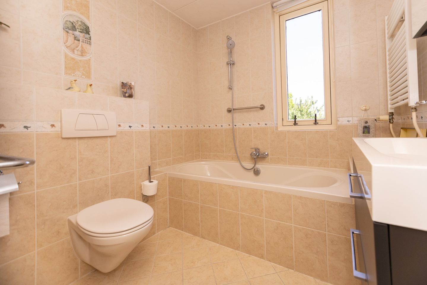 Photo 5 of De Weed 19